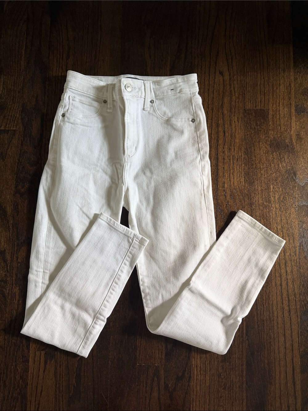 Abercrombie & Fitch White Skinny Jeans for Women